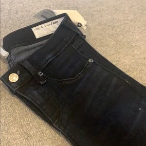 Rag and Bone rough hem Capri jeans